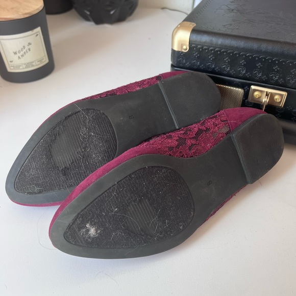 FWP Torrid Burgundy Lace Flats - Picture 3 of 4